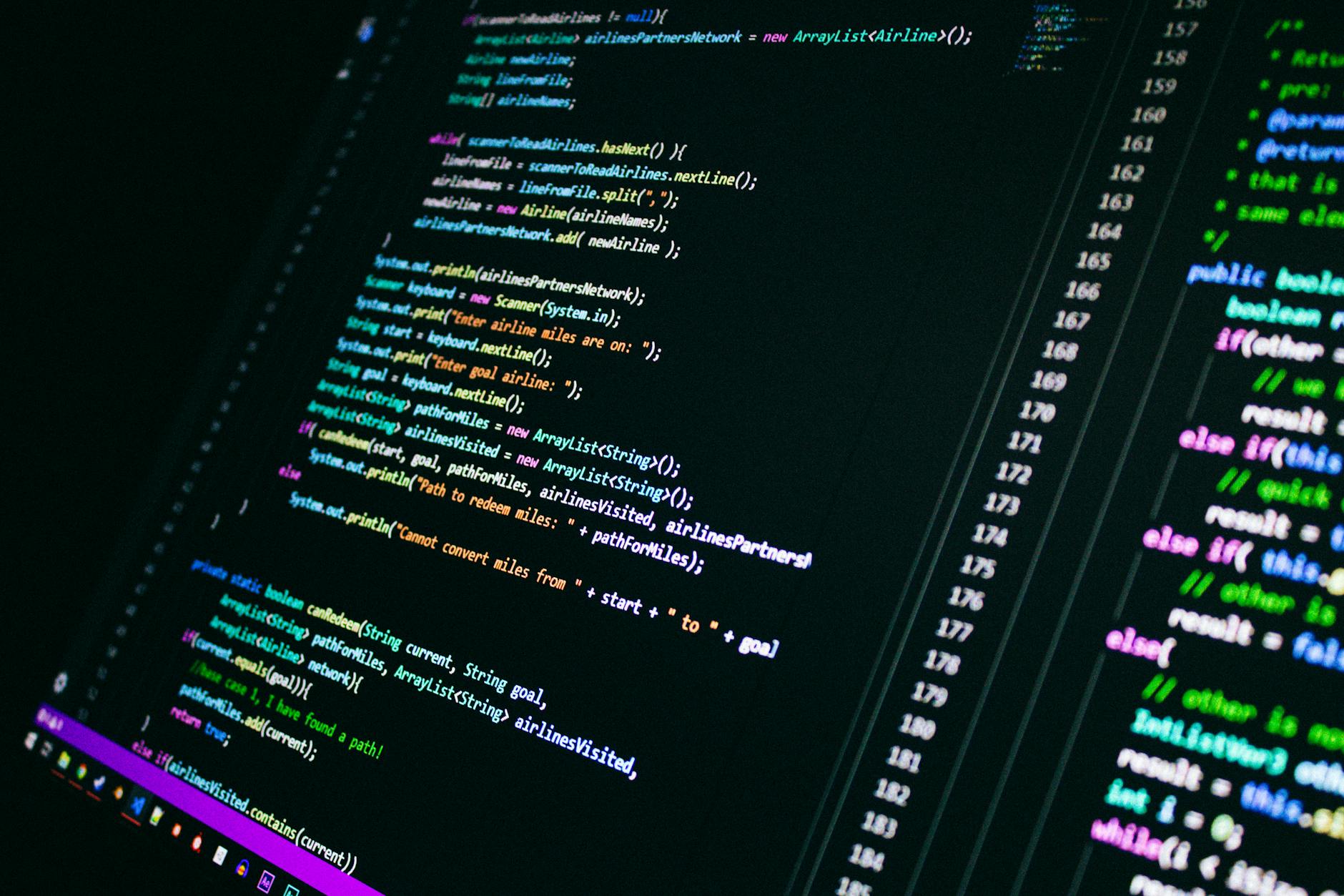 ES12 en JavaScript – Novedades y Ejemplos Prácticos